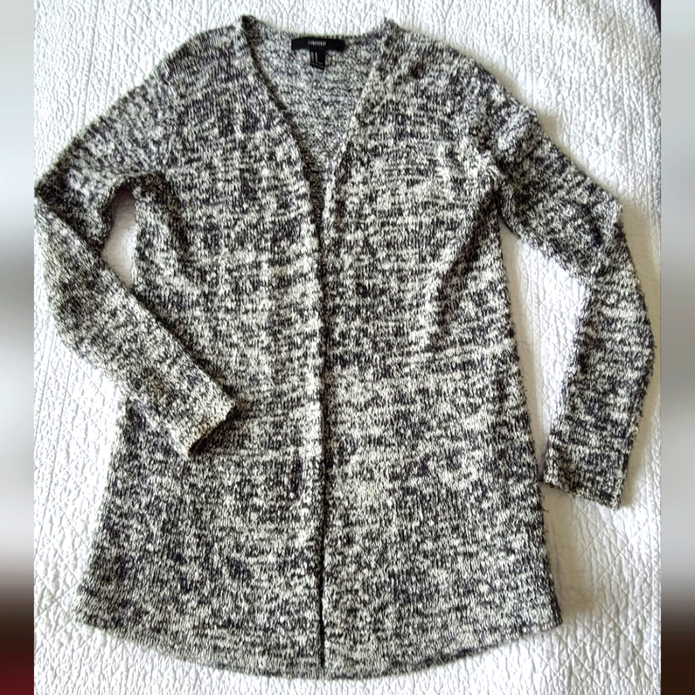 Forever21 Black & White Sweater